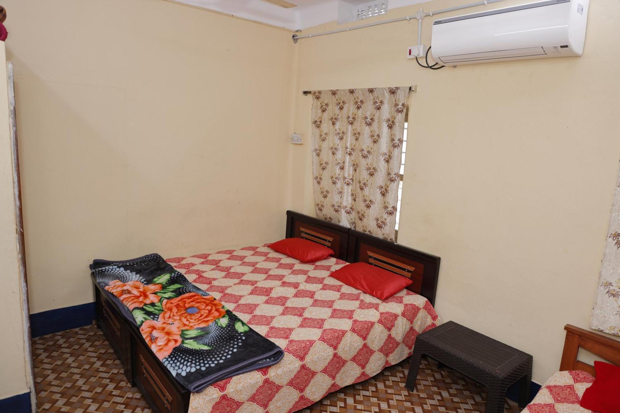 1 Room For 4 Guests Or 2 Bhk For 4 To 10 Guests With Ac For Families Hyderabad Exterior photo